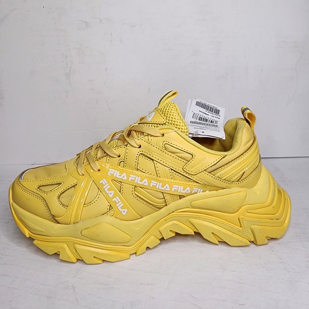 Fila Women's Electrove 2 Sneakers size 10 US